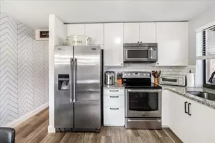 2164 Montpeliar, Weston, FL 33326 - Photo 12