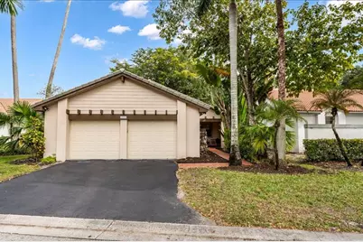 2164  Montpeliar, Weston, FL 33326 - Photo 2