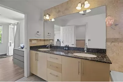 732 NE 15th Ave, Fort Lauderdale, FL 33304 - Photo 30