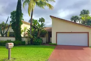 414 NW 47th Terrace, Deerfield Beach, FL 33442 - Photo 2