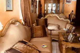 35 NE 53rd St, Miami, FL 33137 - Photo 2