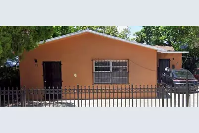 35 NE 53rd St, Miami, FL 33137 - Photo 1