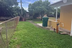 19425 NW 39th Ave, Miami Gardens, FL 33055 - Photo 14