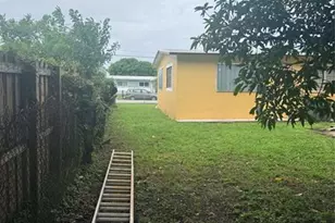 19425 NW 39th Ave, Miami Gardens, FL 33055 - Photo 8