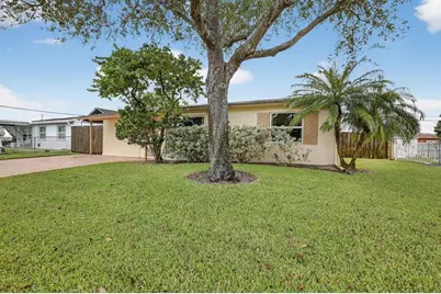 4901 SW 18th St, Fort Lauderdale, FL 33317 - Photo 2