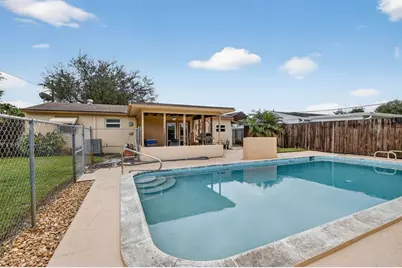 4901 SW 18th St, Fort Lauderdale, FL 33317 - Photo 32