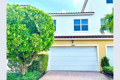 1765 NW 124th Pl, Pembroke Pines, FL 33028 - Photo 6