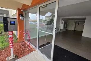 16800 NE 15th Ave, North Miami Beach, FL 33162 - Photo 24