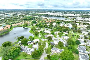 419 SW Natura Ave, Deerfield Beach, FL 33441 - Photo 28