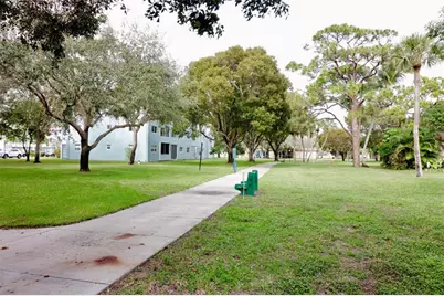 419 SW Natura Ave, Unit #B, Deerfield Beach, FL 33441 - Photo 20
