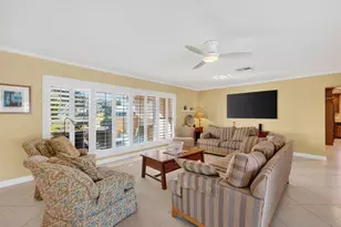 2871 NE 26th Ct, Fort Lauderdale, FL 33306 - Photo 10