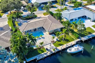 2871 NE 26th Ct, Fort Lauderdale, FL 33306 - Photo 2