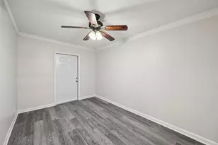 5618 Cinnamon Dr, West Palm Beach, FL 33415 - Photo 10