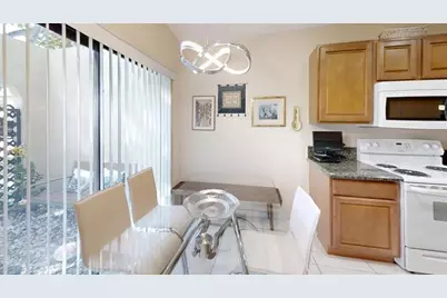 8460  Casa Del Lago, Unit #E, Boca Raton, FL 33433 - Photo 8