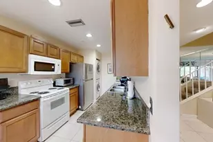 8460 Casa Del Lago, Boca Raton, FL 33433 - Photo 6