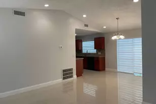 9881 NW 4th St, Pembroke Pines, FL 33024 - Photo 12