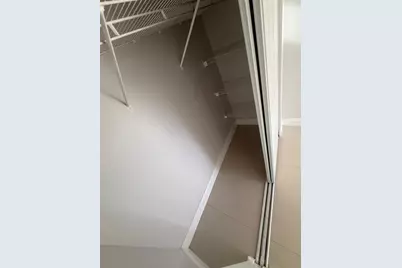 9881 NW 4th St, Pembroke Pines, FL 33024 - Photo 32