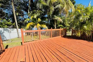 9881 NW 4th St, Pembroke Pines, FL 33024 - Photo 44