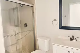 9881 NW 4th St, Pembroke Pines, FL 33024 - Photo 28