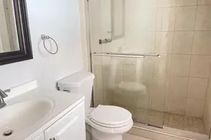 9881 NW 4th St, Pembroke Pines, FL 33024 - Photo 34