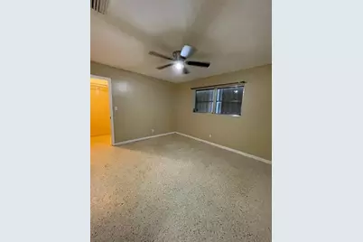 5738  Lincoln St, Unit #B, Hollywood, FL 33021 - Photo 8