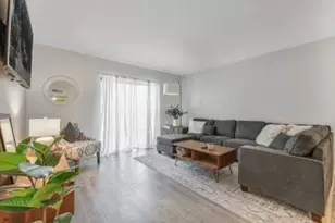 3575 Brokenwoods Dr, Coral Springs, FL 33065 - Photo 32