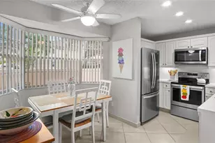 11431 Lakeview Dr, Coral Springs, FL 33071 - Photo 1