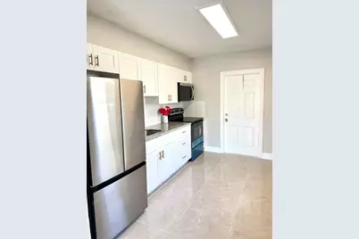 2638 NW 10th St, Pompano Beach, FL 33069 - Photo 10