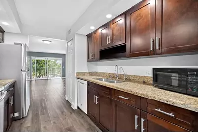 1600 SW 127th Way, Unit #305 C, Pembroke Pines, FL 33027 - Photo 14