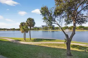 2801 N Palm Aire Dr, Pompano Beach, FL 33069 - Photo 36