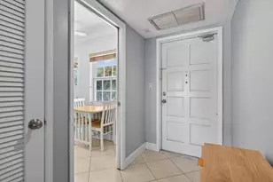 2801 N Palm Aire Dr, Pompano Beach, FL 33069 - Photo 8