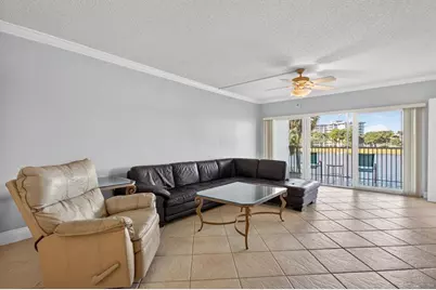 2801 N Palm Aire Dr, Unit #203, Pompano Beach, FL 33069 - Photo 14