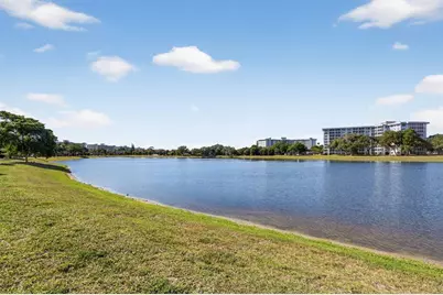 2801 N Palm Aire Dr, Unit #203, Pompano Beach, FL 33069 - Photo 38