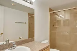 9481 Evergreen Pl, Davie, FL 33324 - Photo 8