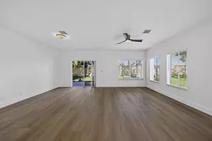 4243 SW 10th Ct, Deerfield Beach, FL 33442 - Photo 4