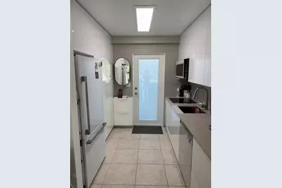 3223 NE 12th St, Unit #6E, Pompano Beach, FL 33062 - Photo 2