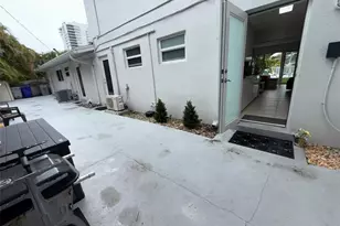 3223 NE 12th St, Pompano Beach, FL 33062 - Photo 16