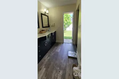 8311 NW 53rd Ct, Lauderhill, FL 33351 - Photo 10