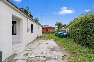 1430 NW 74th St, Miami, FL 33147 - Photo 4