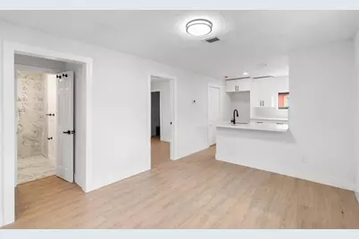 1430 NW 74th St, Miami, FL 33147 - Photo 8