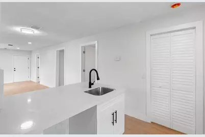 1430 NW 74th St, Miami, FL 33147 - Photo 14