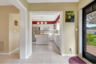 9800  Pecan Tree Drive, Unit #B, Boynton Beach, FL 33436 - Photo 12