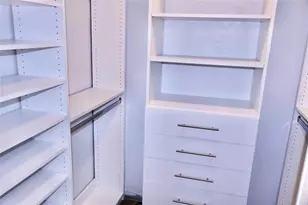 1351 NE 191st St, Miami, FL 33179 - Photo 10