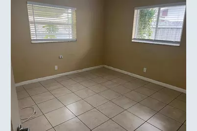 426 SE 13th Dr, Deerfield Beach, FL 33441 - Photo 8