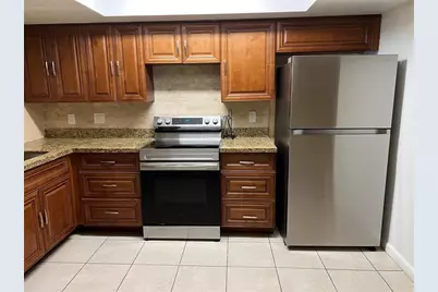 426 SE 13th Dr, Deerfield Beach, FL 33441 - Photo 4