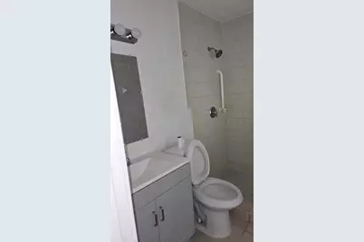 2120 NW 28th Ave, Fort Lauderdale, FL 33311 - Photo 10