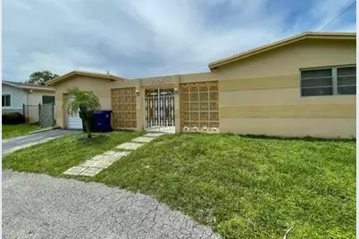 7905  Fairway Blvd, Miramar, FL 33023 - Photo 28