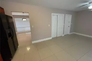 7905 Fairway Blvd, Miramar, FL 33023 - Photo 14