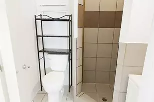 1100 NE 12th Ave, Fort Lauderdale, FL 33304 - Photo 6