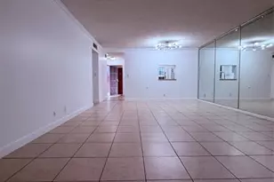 301 NE 14th Ave, Hallandale Beach, FL 33009 - Photo 10